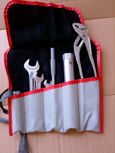 Classic bmw toolkit - classic, 2002